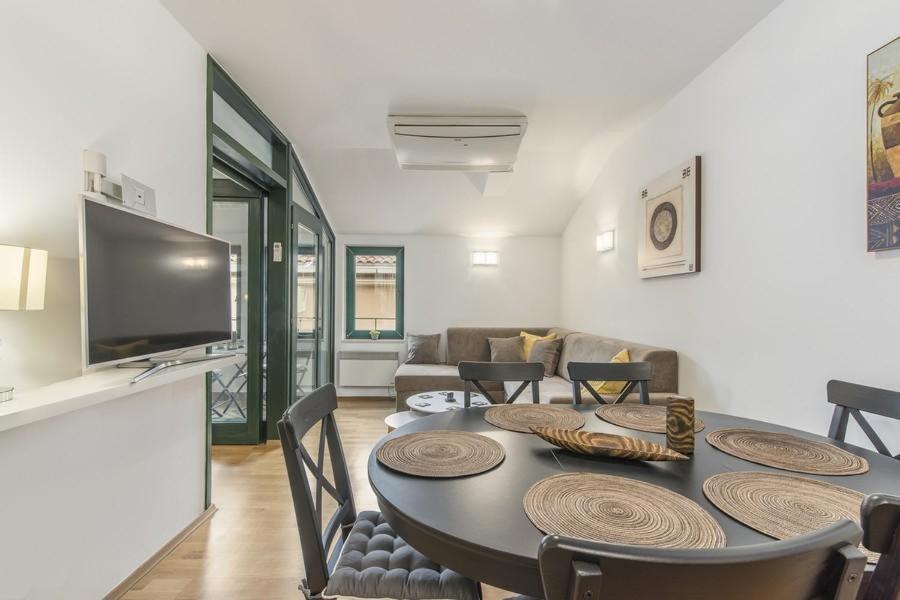 Apartment Matea Novigrad Istria Exterior foto